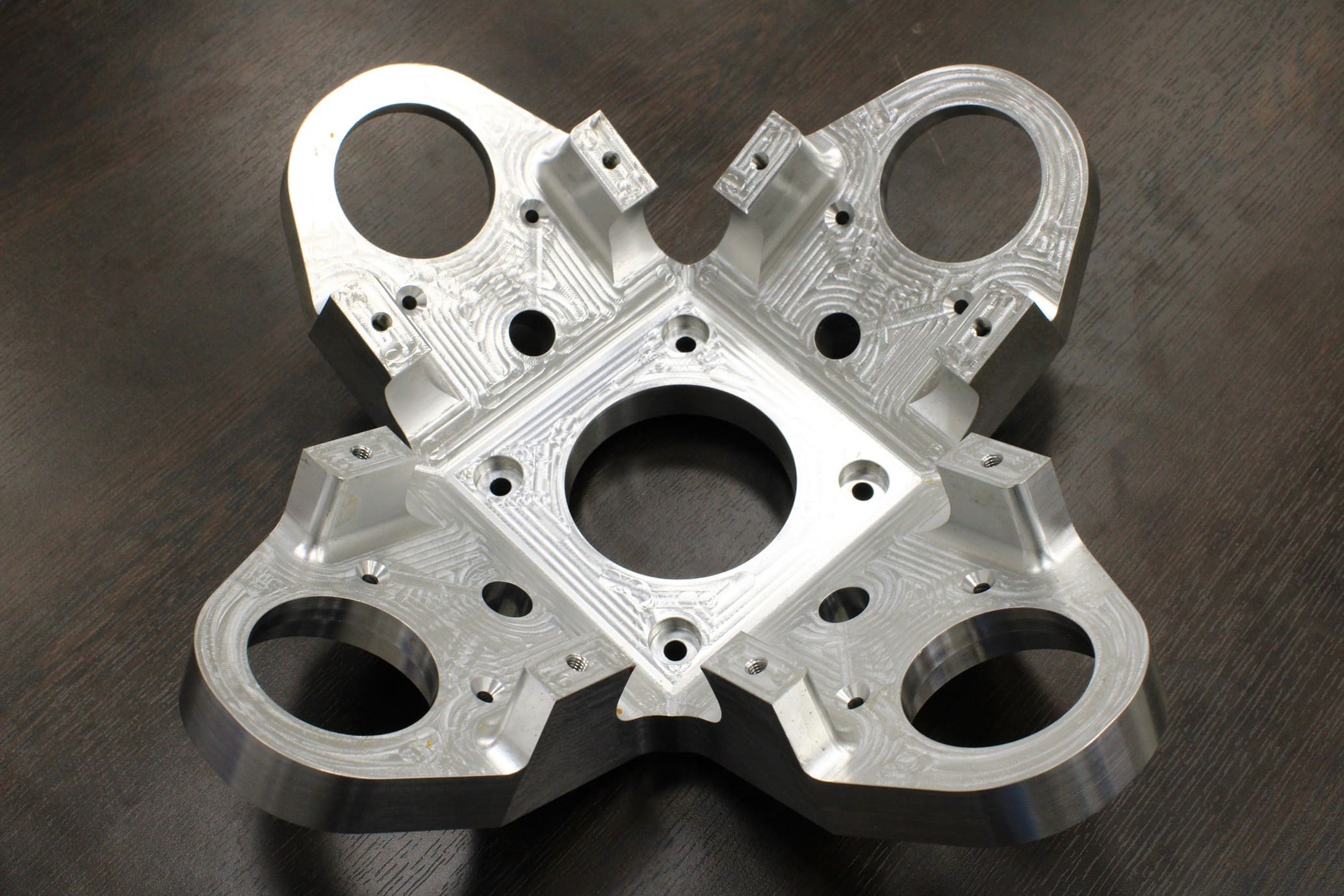 Milling at Fastron Hungária – precision machining (3)