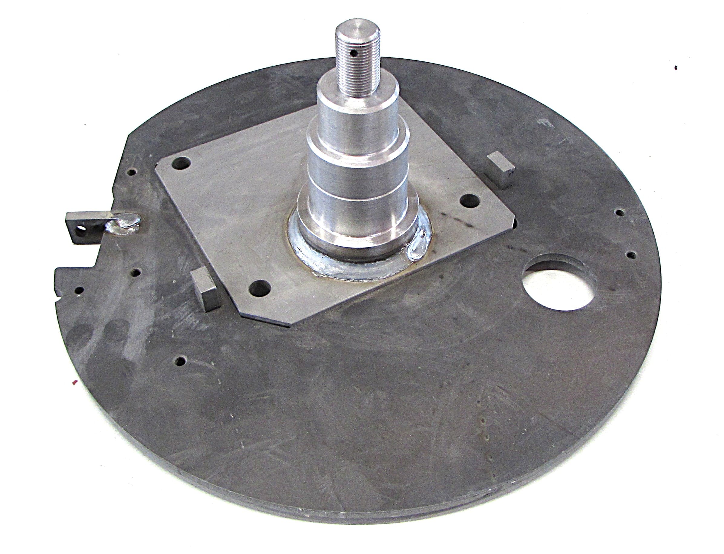Turning at Fastron Hungária – precision machining (3)