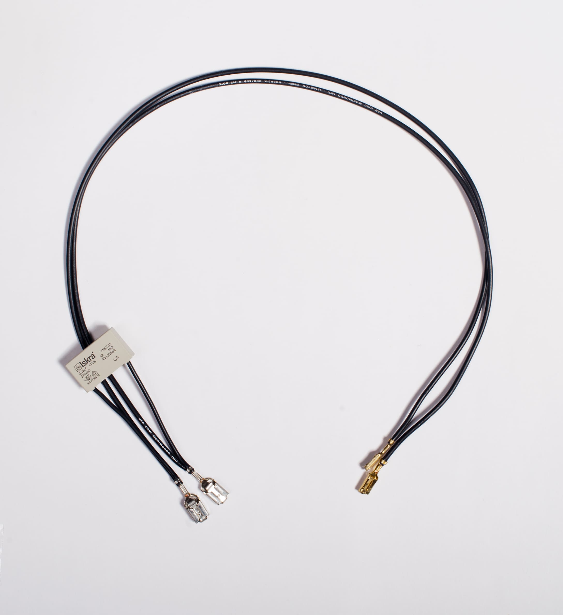 Connector assembly at Fastron Hungária – cable processing (4)