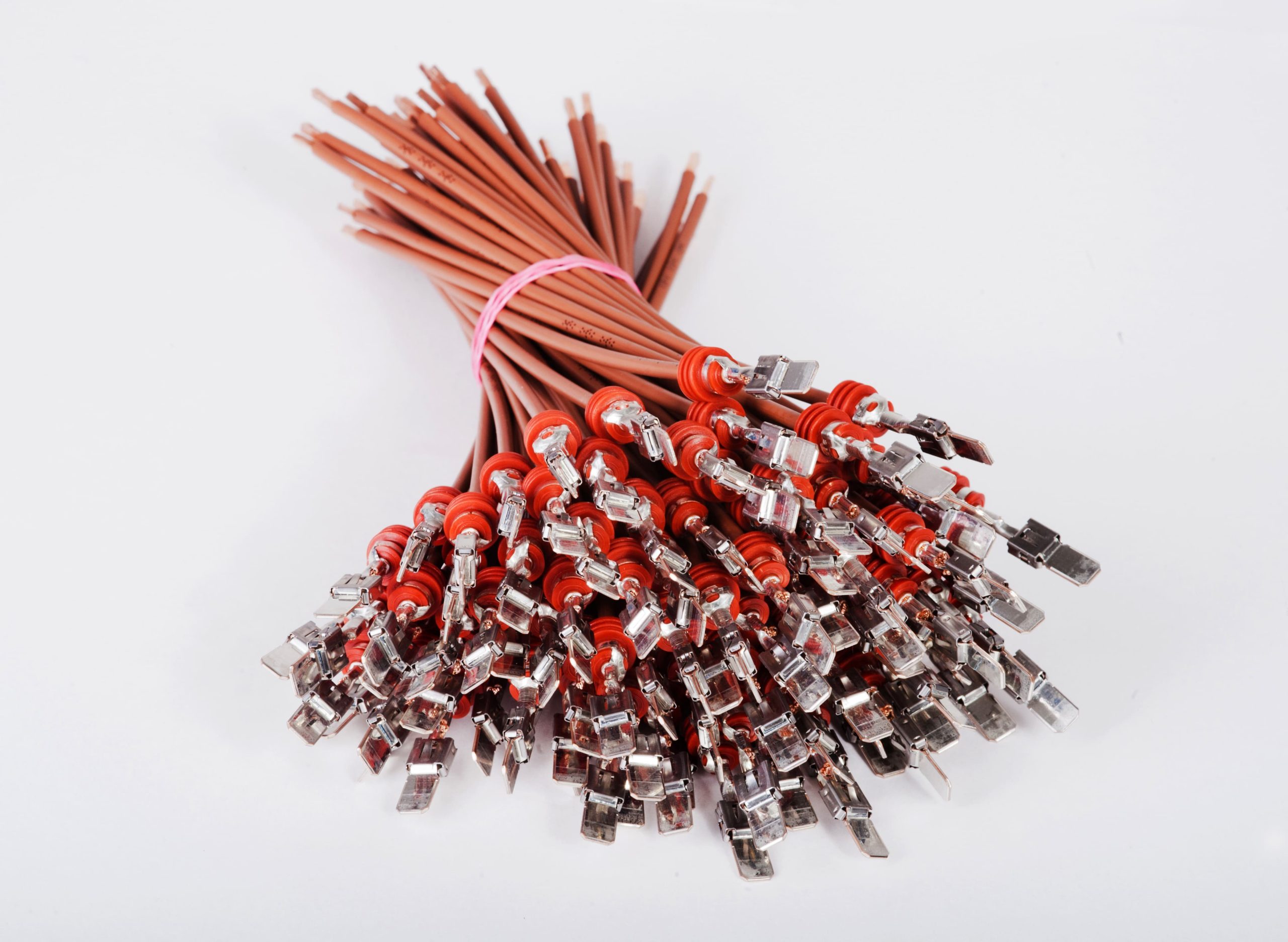 Automated cable processing at Fastron Hungária – cable processing (3)