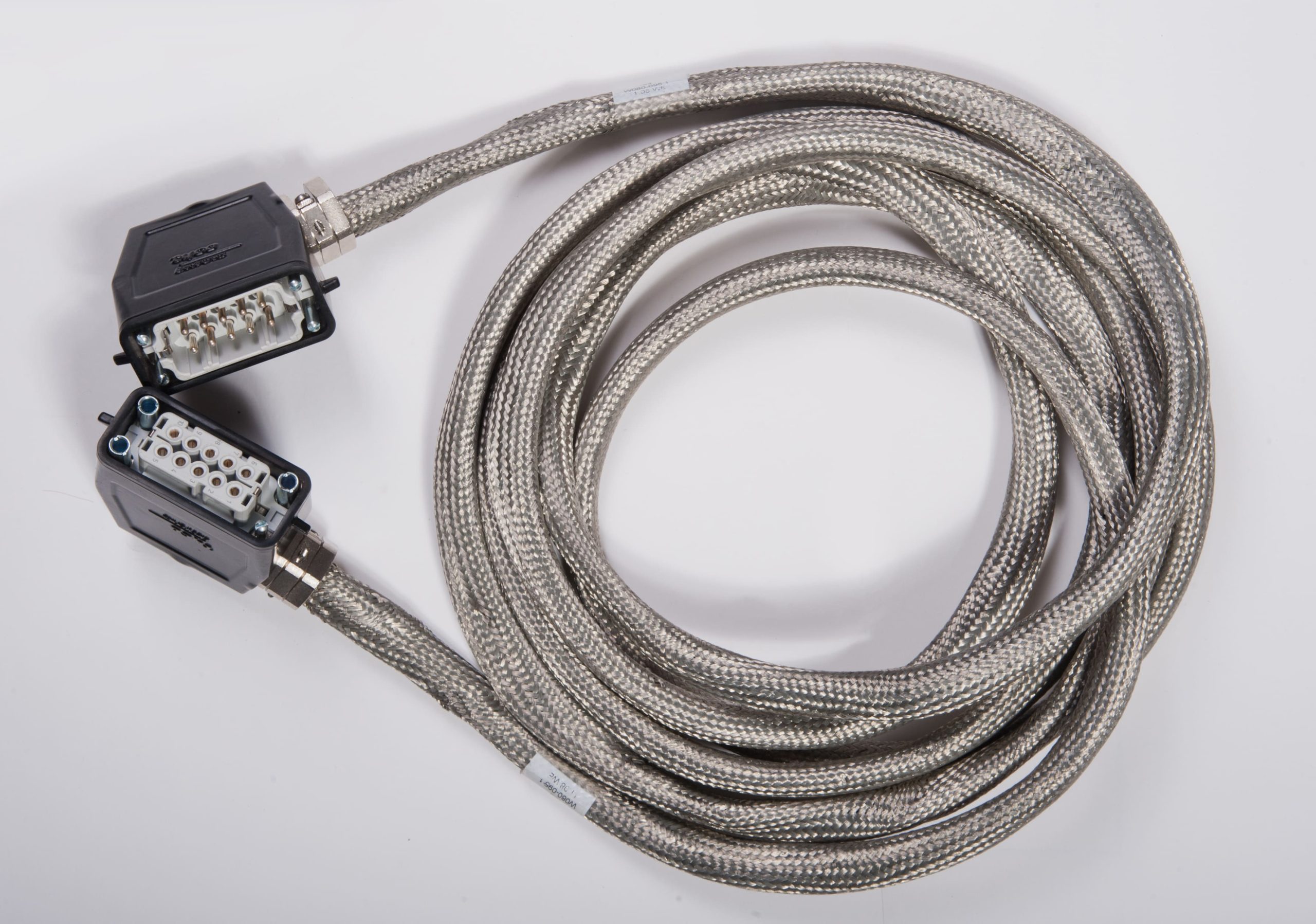 Automated cable processing at Fastron Hungária – cable processing (2)